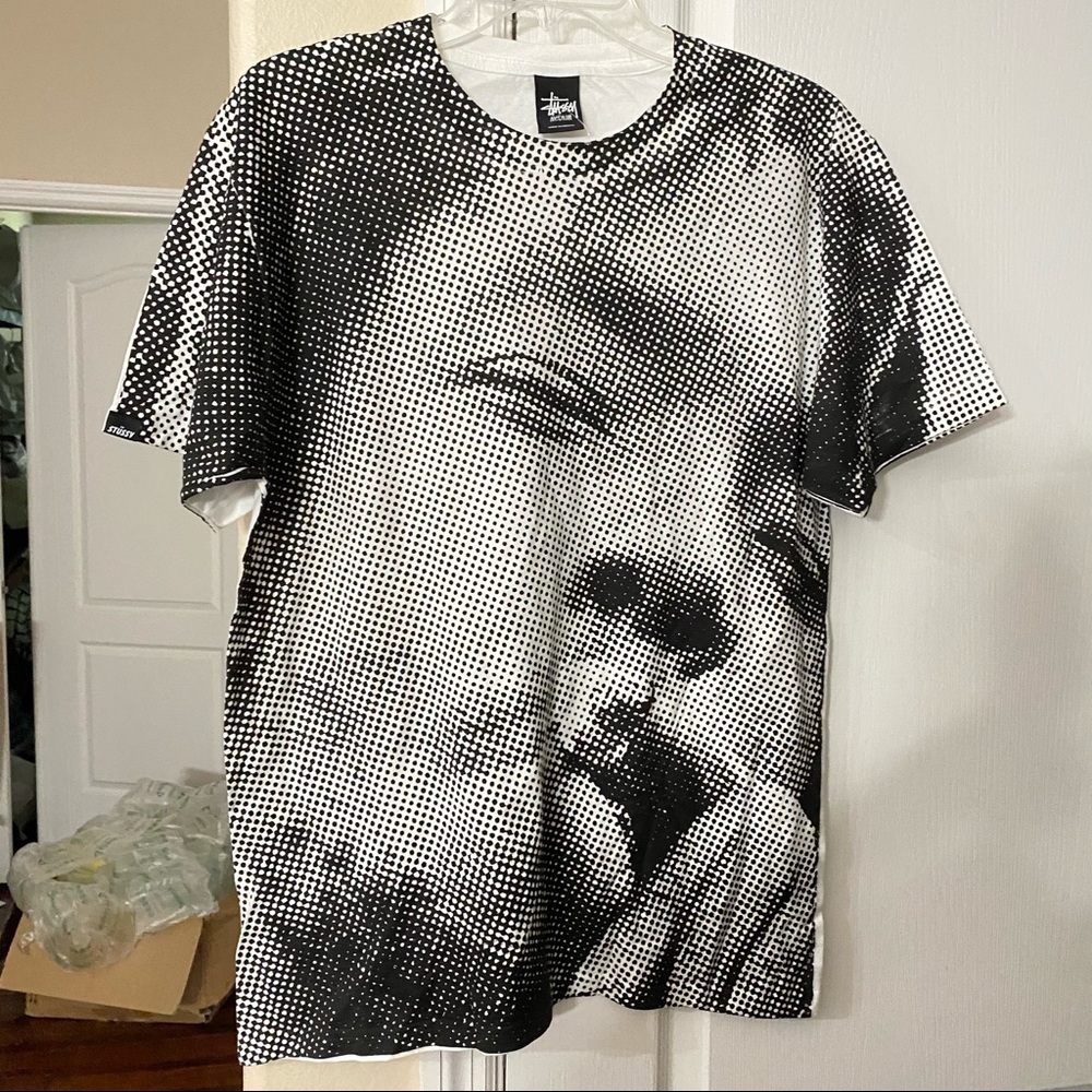 COPY - NWT Stussy short sleeves crew neck tee